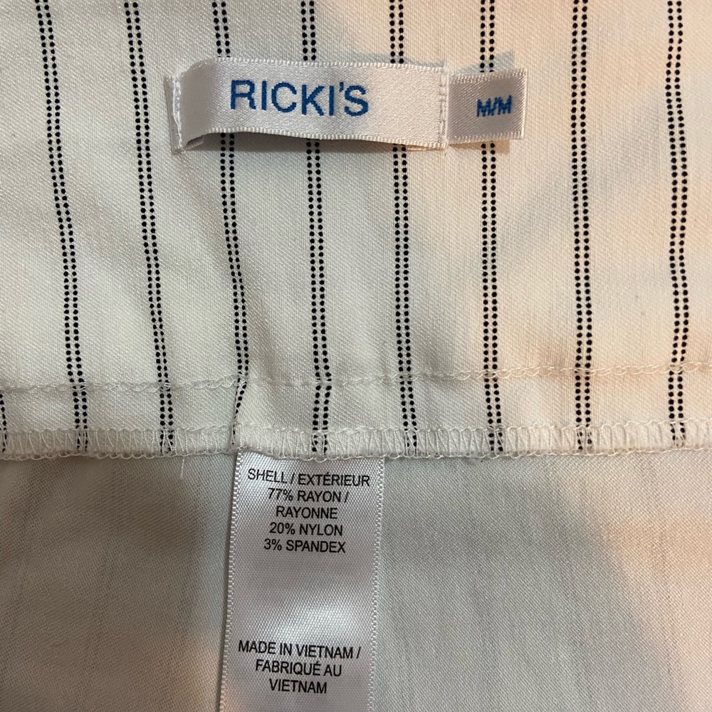 Jeans - Picture 4 of 7